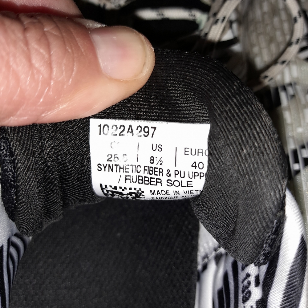 Black/White Athletic Shoe